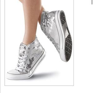 Balera Sequin High Tops - size 6